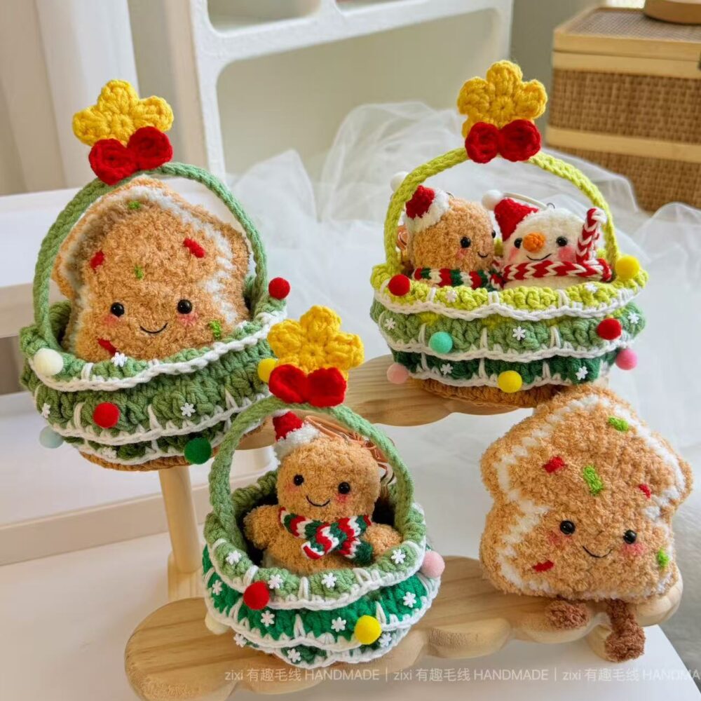 Adorable Crochet Christmas Basket – Cute Storage for Dolls & Holiday Treats